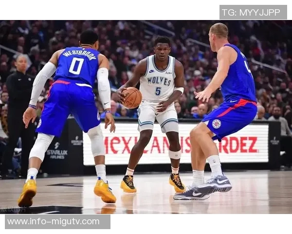 小波特称赞泰瑞斯马丁在训练营表现出色展现强大统治力