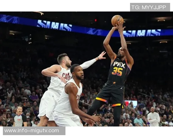 太阳队逆袭崛起近八场比赛豪取七胜一负稳居西部第六 太阳队逆袭崛起近八场比赛豪取七胜一负稳居西部第六